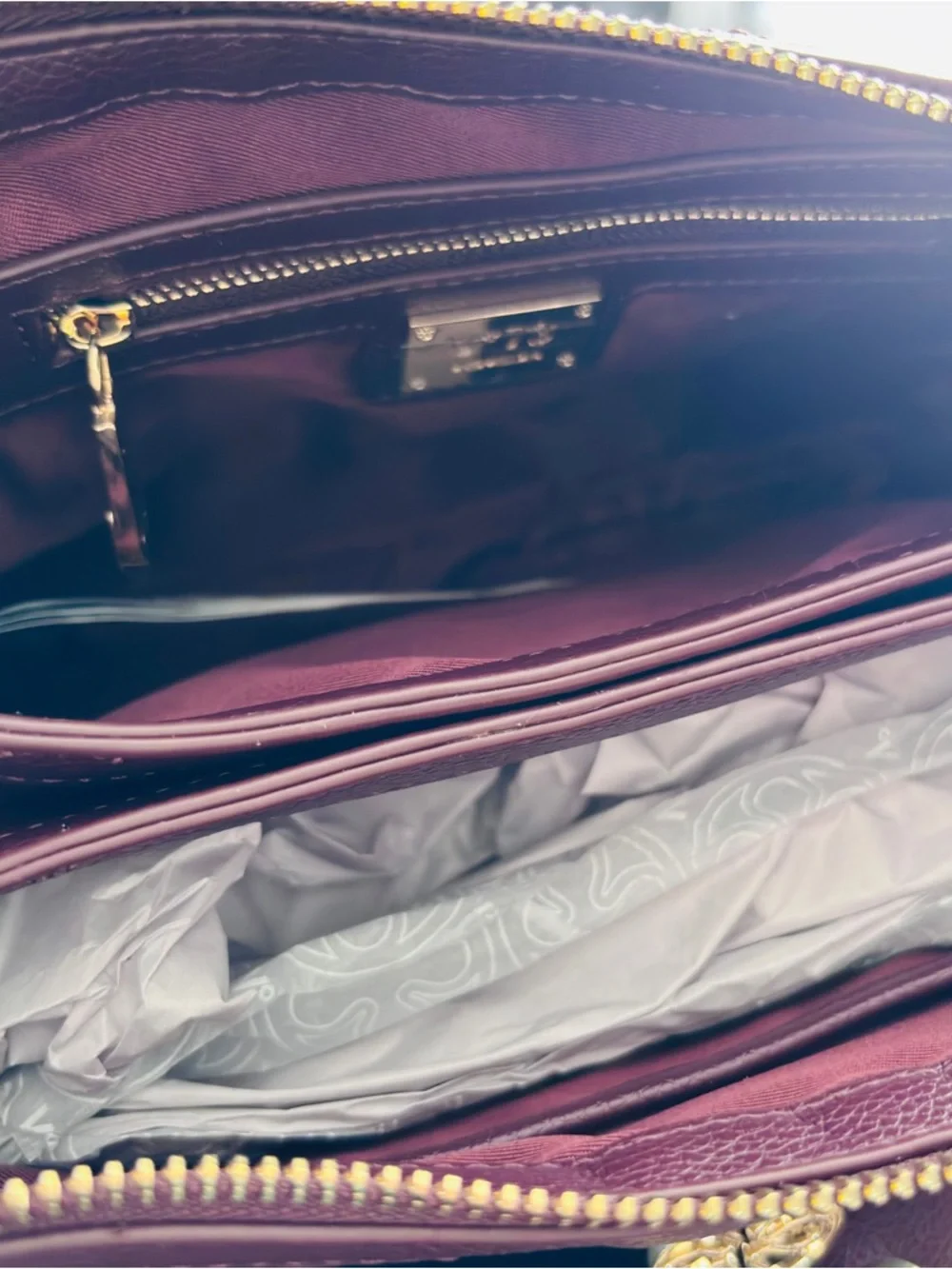 V°73 Italy Burgundy Velvet Crossbody Bag Wide Logo Strap NWT - Picture 14 of 16